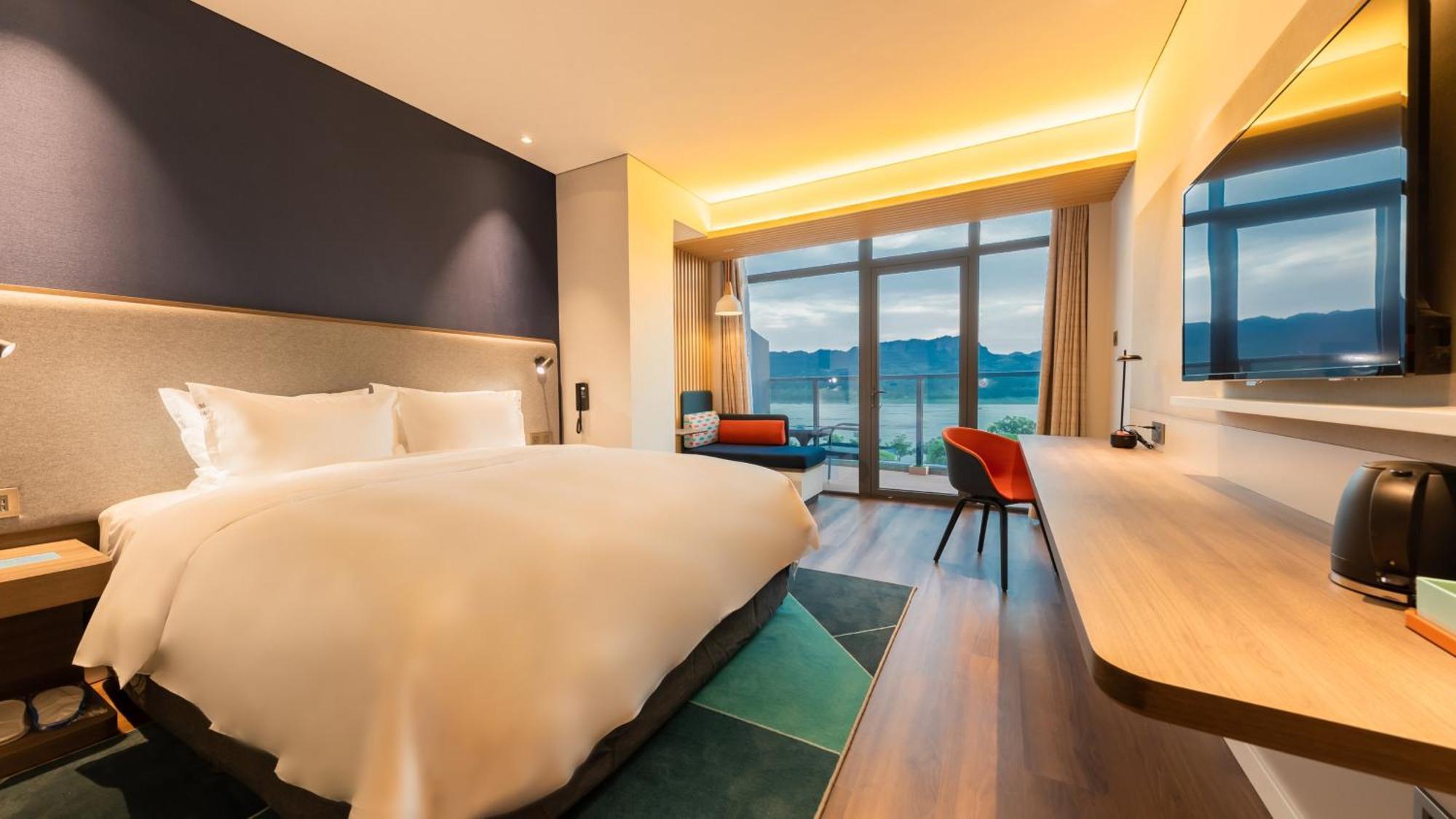 Holiday Inn Express Yichang Riverside By Ihg Εξωτερικό φωτογραφία